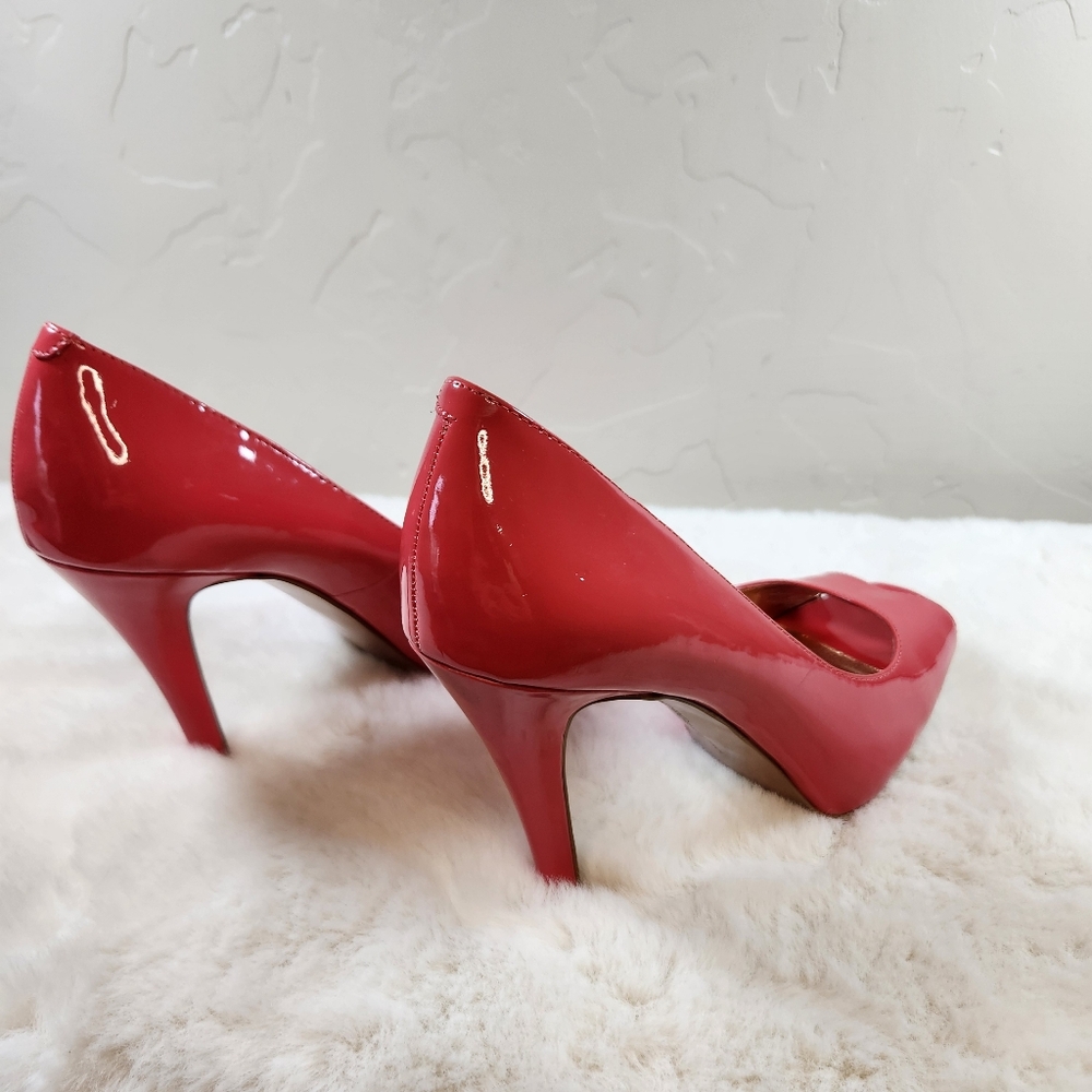 BCBG Coral Peep Toe Heels Pumps Size 6.5 M 4" Heel Faux Patent Leather - Picture 8 of 16